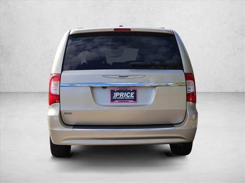 Cashmere/Sandstone Pearlcoat 2014 Chrysler Town & Country Touring