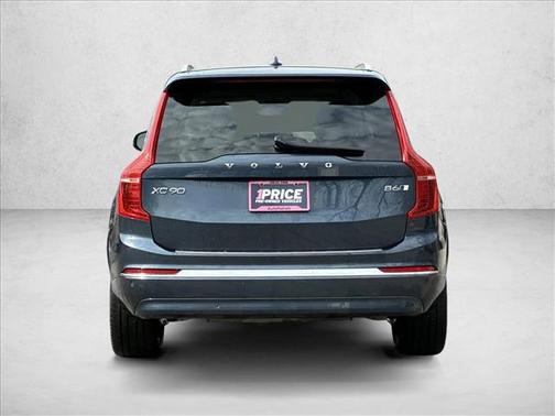 2023 Volvo XC90 B6 Ultimate 7-Seater
