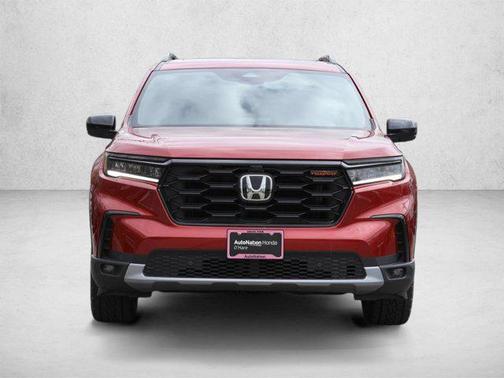 Radiant Red Metallic II 2025 Honda Pilot TrailSport