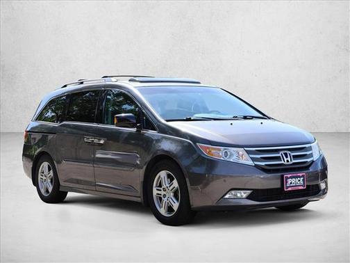 Smoky Topaz Metallic 2011 Honda Odyssey Touring Elite