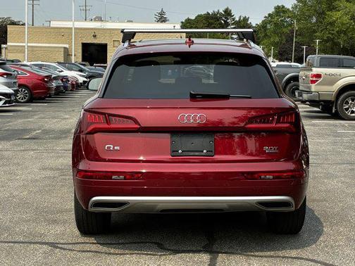 2018 Audi Q5 2.0T Premium Plus
