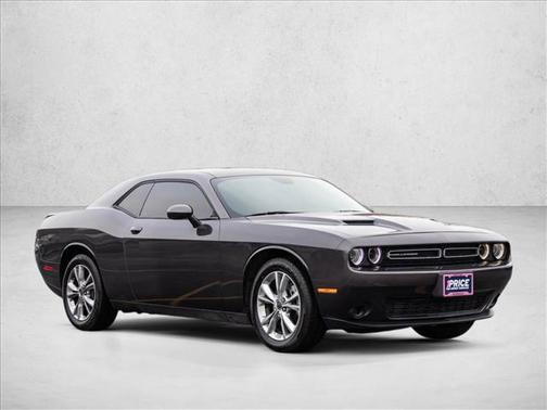 2021 Dodge Challenger SXT