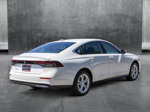 2025 Honda Accord LX 1.5T