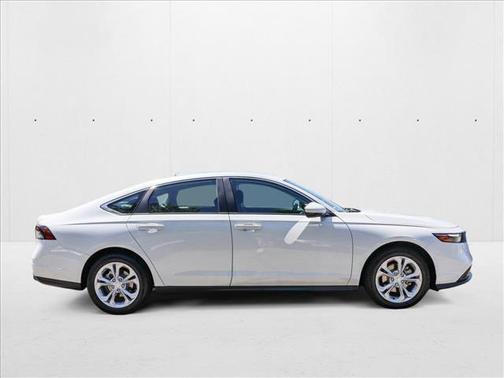 2025 Honda Accord LX 1.5T