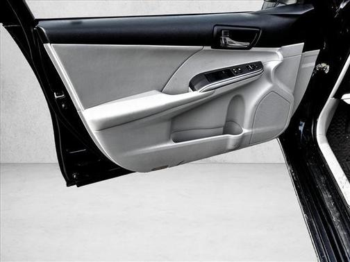 2012 Toyota Camry Hybrid XLE