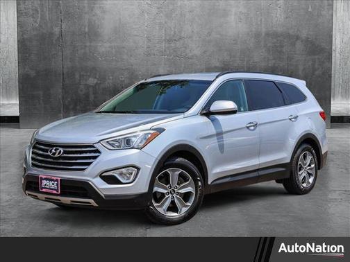 2016 Hyundai SANTA FE SE