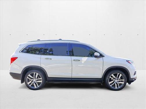 2017 Honda Pilot Elite