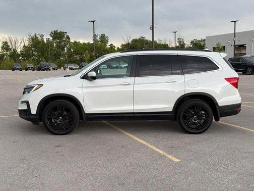 Platinum White Pearl 2021 Honda Pilot AWD Special Edition