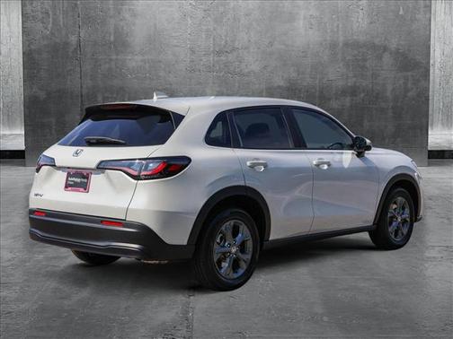 2026 Honda HR-V LX