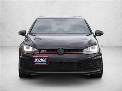 Deep Black Pearl 2017 Volkswagen Golf GTI 2.0T SE 4-Door