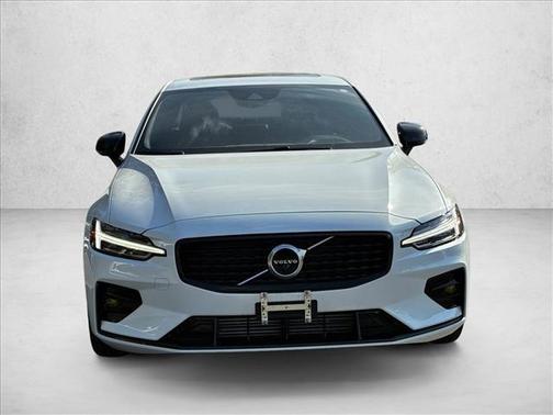 2021 Volvo S60 T6 R-Design