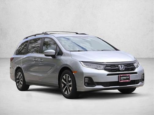 Solar Silver Metallic 2026 Honda Odyssey EX-L