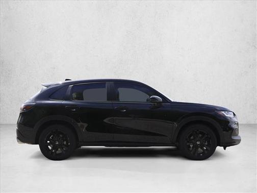 Crystal Black Pearl 2027 Honda HR-V Sport