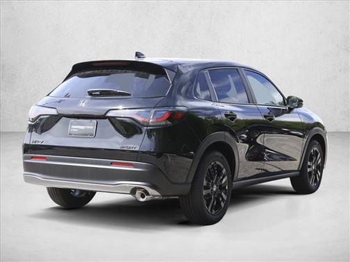 Crystal Black Pearl 2027 Honda HR-V Sport