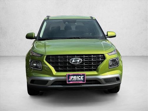 2022 Hyundai VENUE SE
