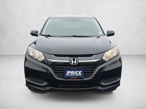 Crystal Black Pearl 2018 Honda HR-V LX