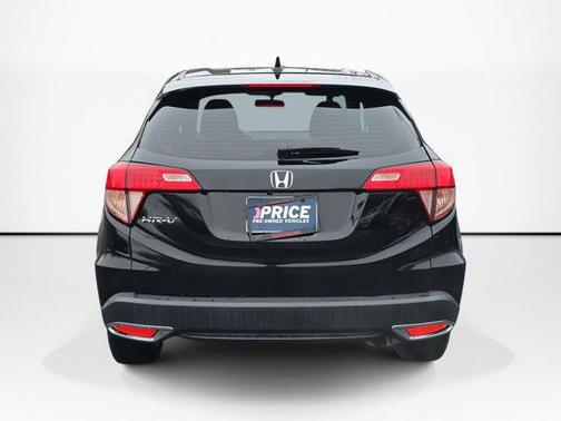 Crystal Black Pearl 2018 Honda HR-V LX