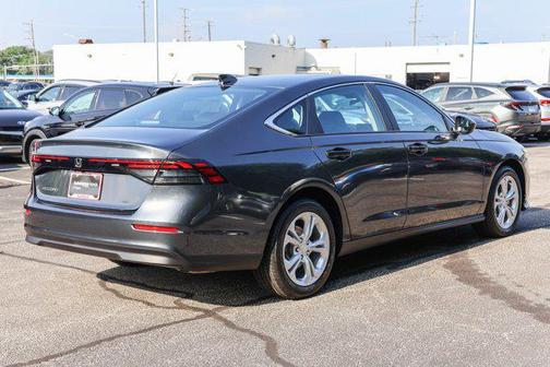 2025 Honda Accord LX 1.5T