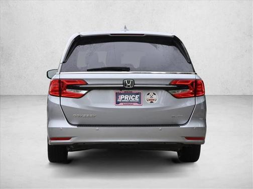 Lunar Silver Metallic 2023 Honda Odyssey Elite