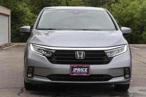 Lunar Silver Metallic 2023 Honda Odyssey Elite