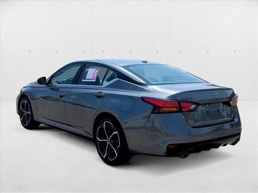 2023 Nissan Altima SR FWD