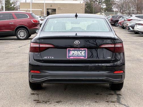 2024 Volkswagen Jetta 1.5T SE