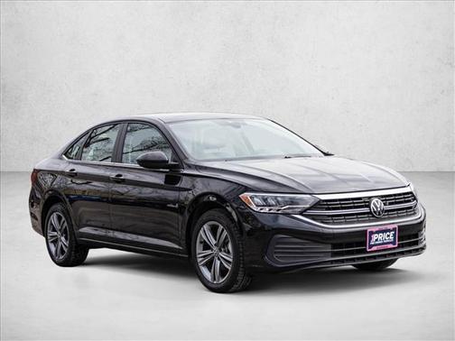 Deep Black Pearl 2024 Volkswagen Jetta 1.5T SE