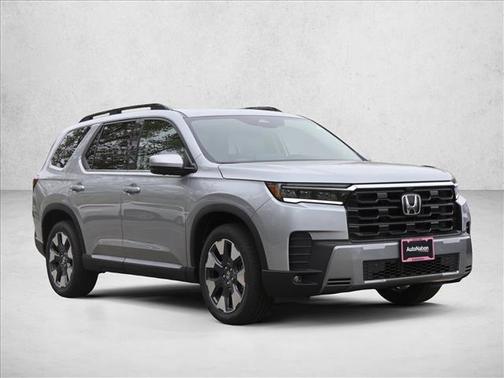 Solar Silver Metallic 2026 Honda Pilot Touring 8-Passenger