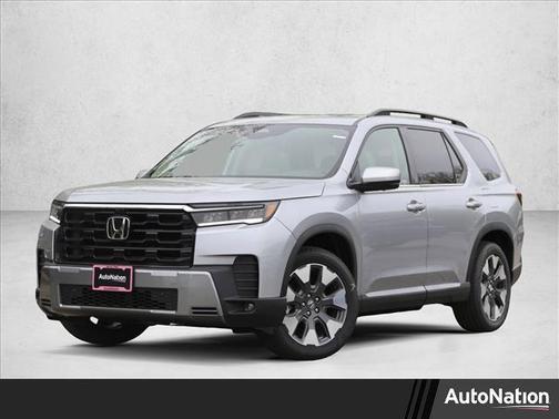 Solar Silver Metallic 2026 Honda Pilot Touring 8-Passenger