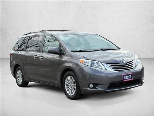 2016 Toyota Sienna XLE