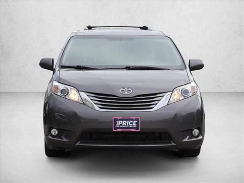 2016 Toyota Sienna XLE