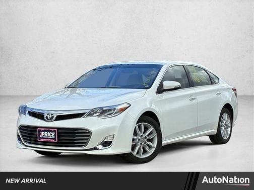 Blizzard Pearl 2015 Toyota Avalon XLE