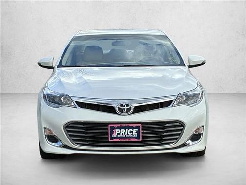 Blizzard Pearl 2015 Toyota Avalon XLE