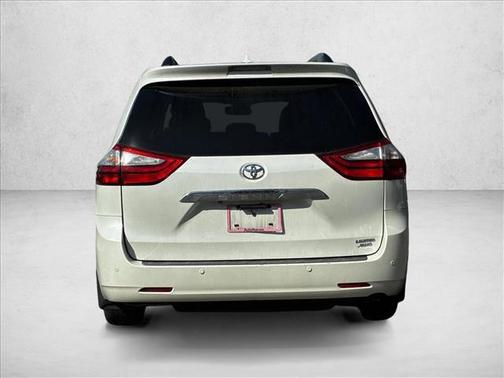 2016 Toyota Sienna Limited