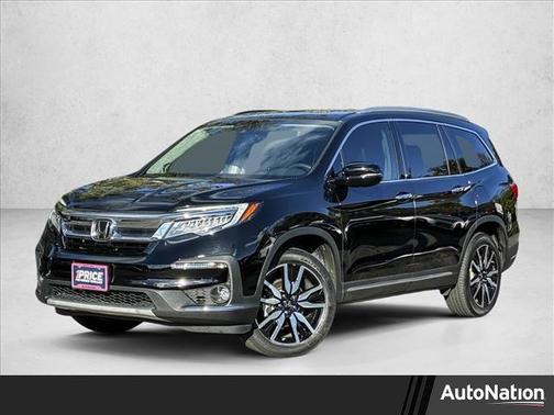 2022 Honda Pilot Touring 8-Passenger