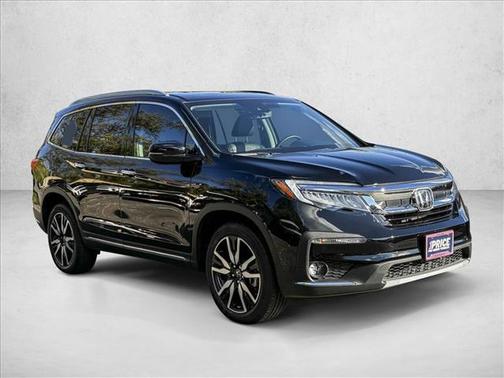 2022 Honda Pilot Touring 8-Passenger