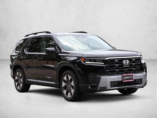 Crystal Black Pearl 2026 Honda Pilot Touring 8-Passenger