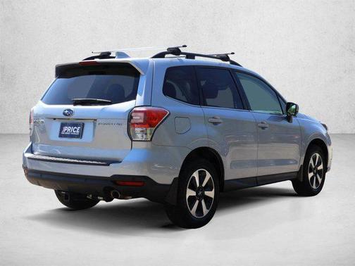 Ice Silver Metallic 2018 Subaru Forester 2.5i Limited