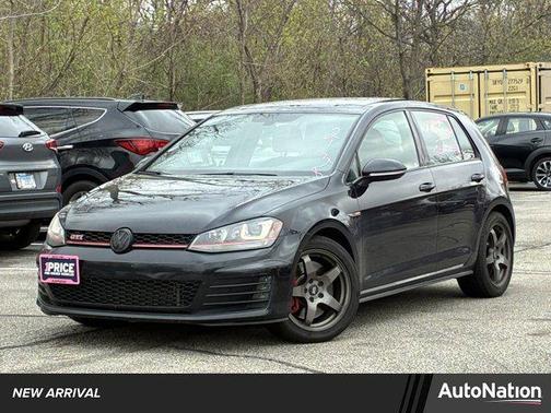 2017 Volkswagen Golf GTI 2.0T SE 4-Door