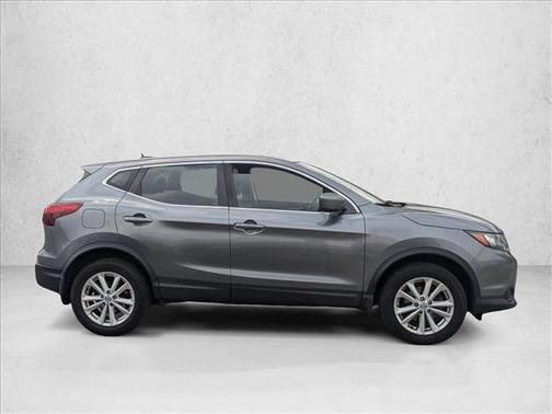 2017 Nissan Rogue Sport S
