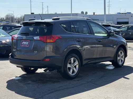 Magnetic Gray Metallic 2015 Toyota RAV4 XLE