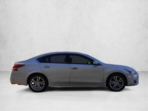 2013 Nissan Altima 3.5 SV