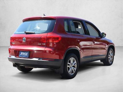 Wild Cherry Metallic 2014 Volkswagen Tiguan Auto S