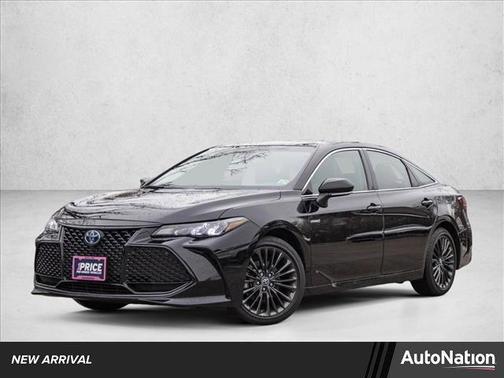 2019 Toyota Avalon Hybrid XSE