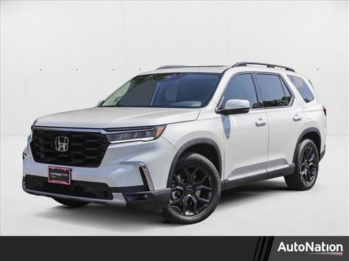 2025 Honda Pilot Touring 8-Passenger