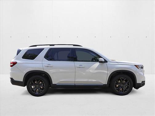 2025 Honda Pilot Touring 8-Passenger