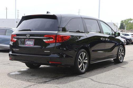 Crystal Black Pearl 2023 Honda Odyssey Touring