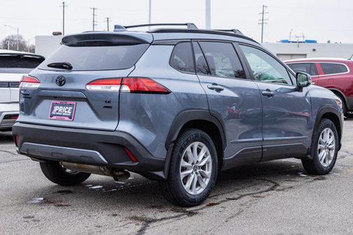 2022 Toyota Corolla Cross LE