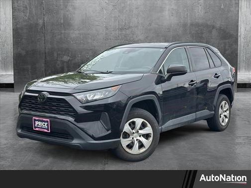 2020 Toyota RAV4 LE