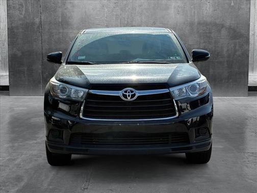 2015 Toyota Highlander LE